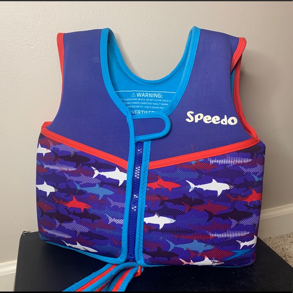 CLEAR OUT Kids Speedo Swim Vest Size Medium